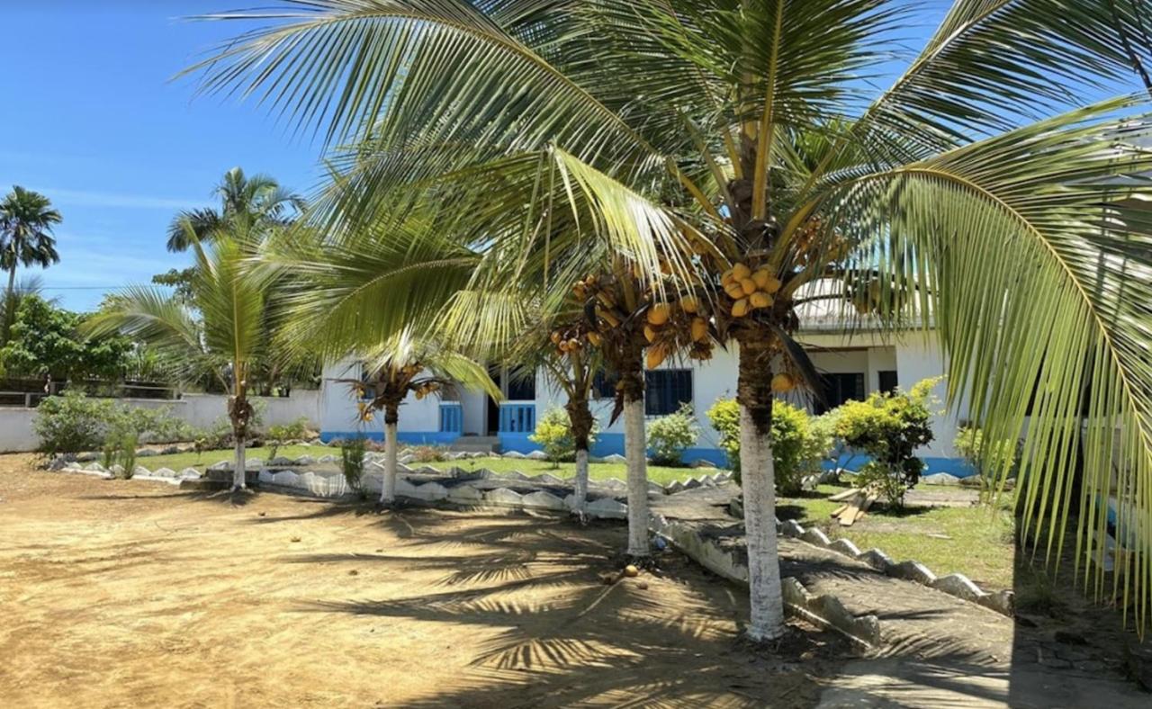 Le Dona Kribi Hotel Luaran gambar