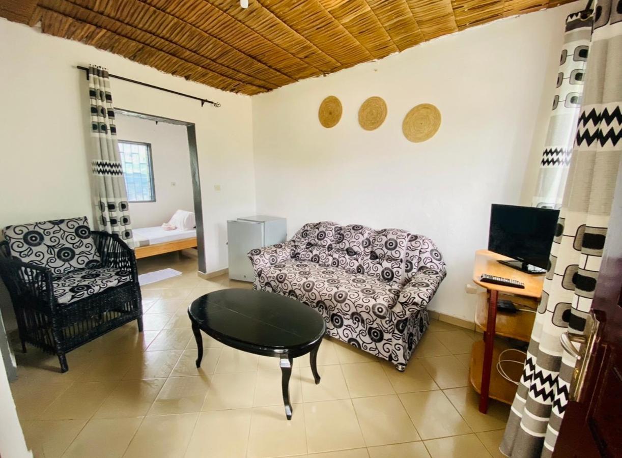 Le Dona Kribi Hotel Luaran gambar