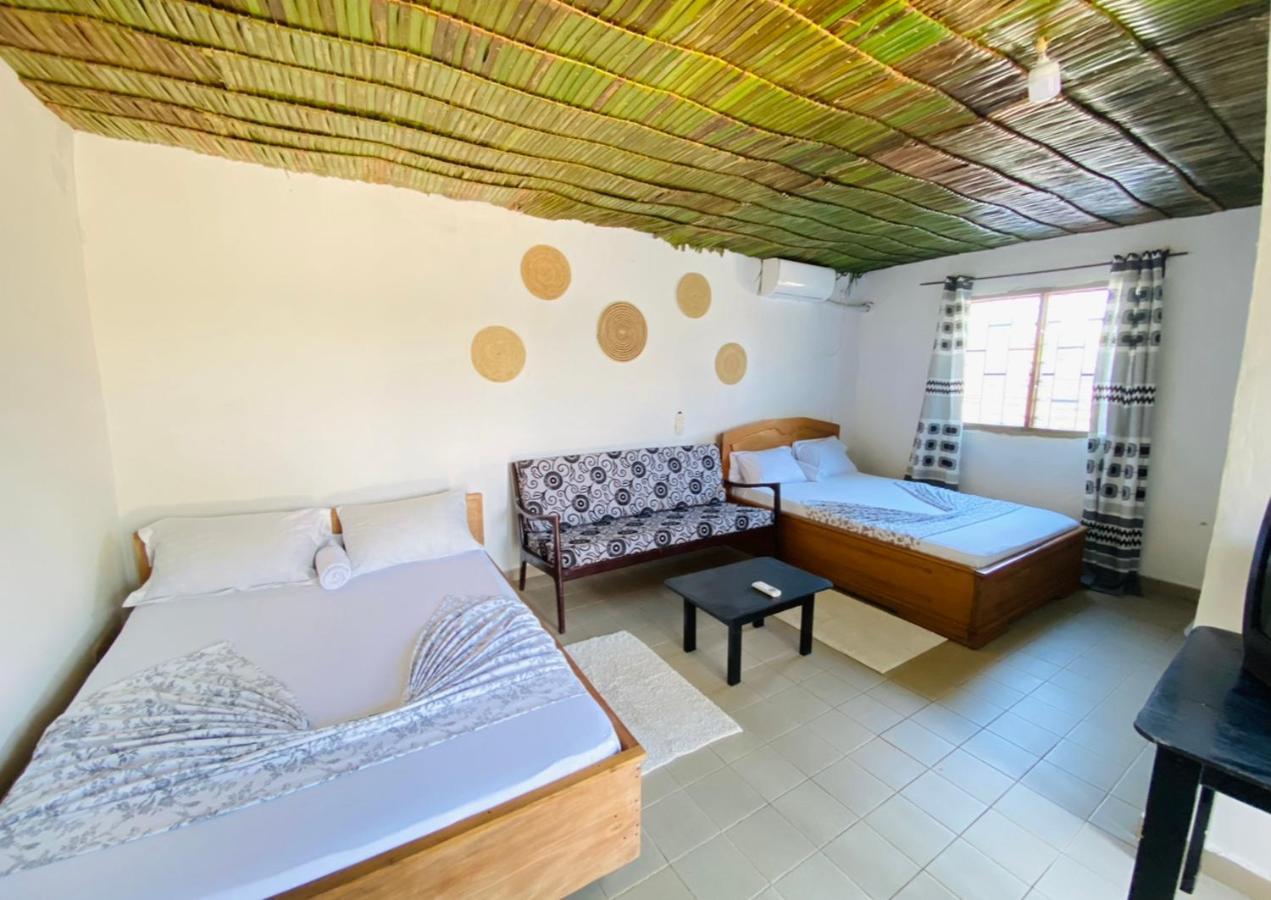 Le Dona Kribi Hotel Luaran gambar