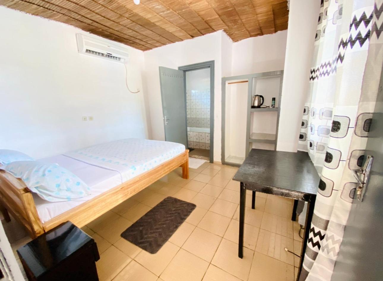 Le Dona Kribi Hotel Luaran gambar